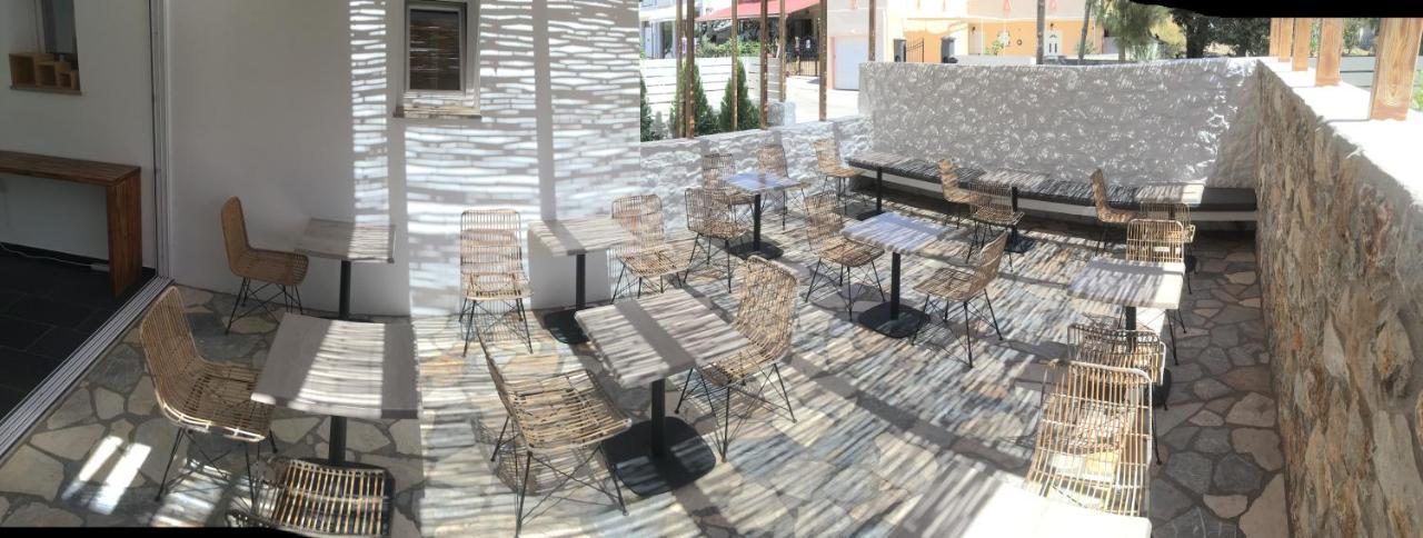 Aellia Hotel & Suites Leros Lakkion Exterior photo